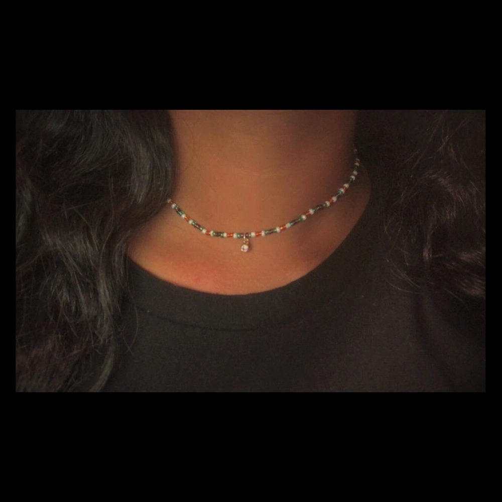 Handmade glass-beaded necklace🤩